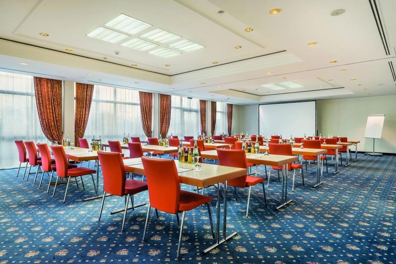 Select 4* Rüsselsheim